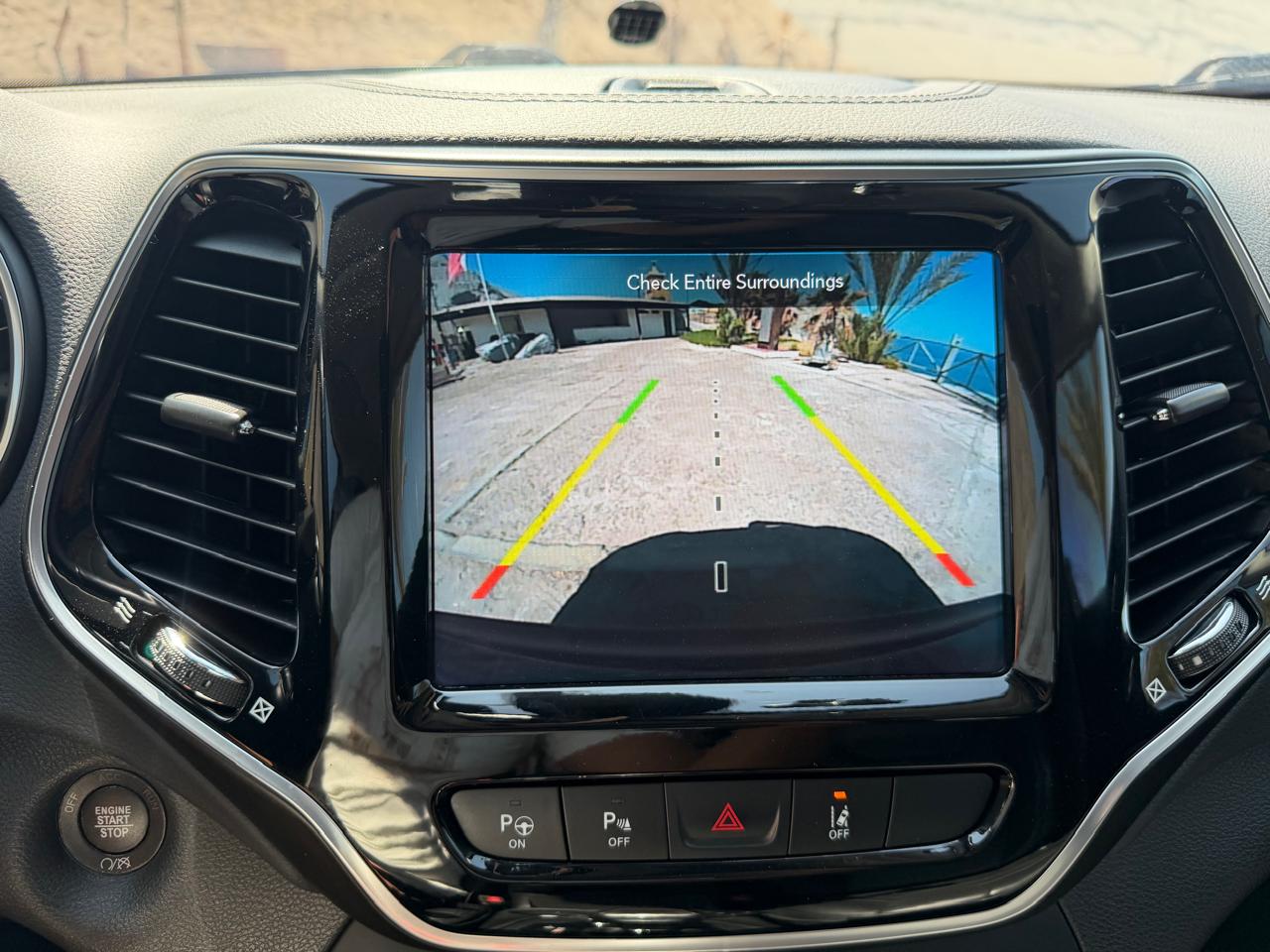 JEEP CHEROKEE 2020 – 2.4 cc GASOLINA / 5 PASAJEROS / 4X4 / LIMITED - Imagen 19